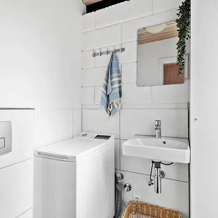 3 Bedroom Lovely In Oksbol Hébergement de vacances *